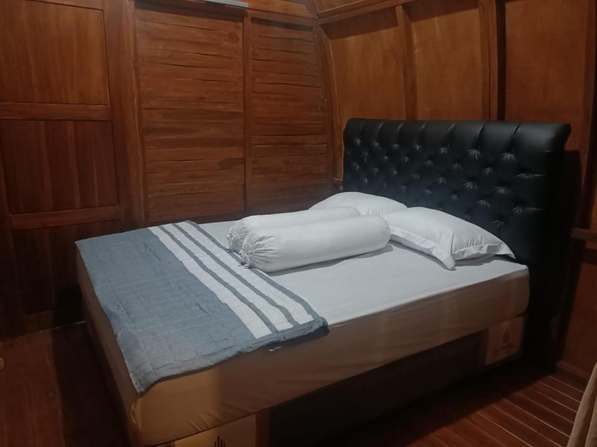 보고르 Wooden House Paseban 빌라 외부 사진