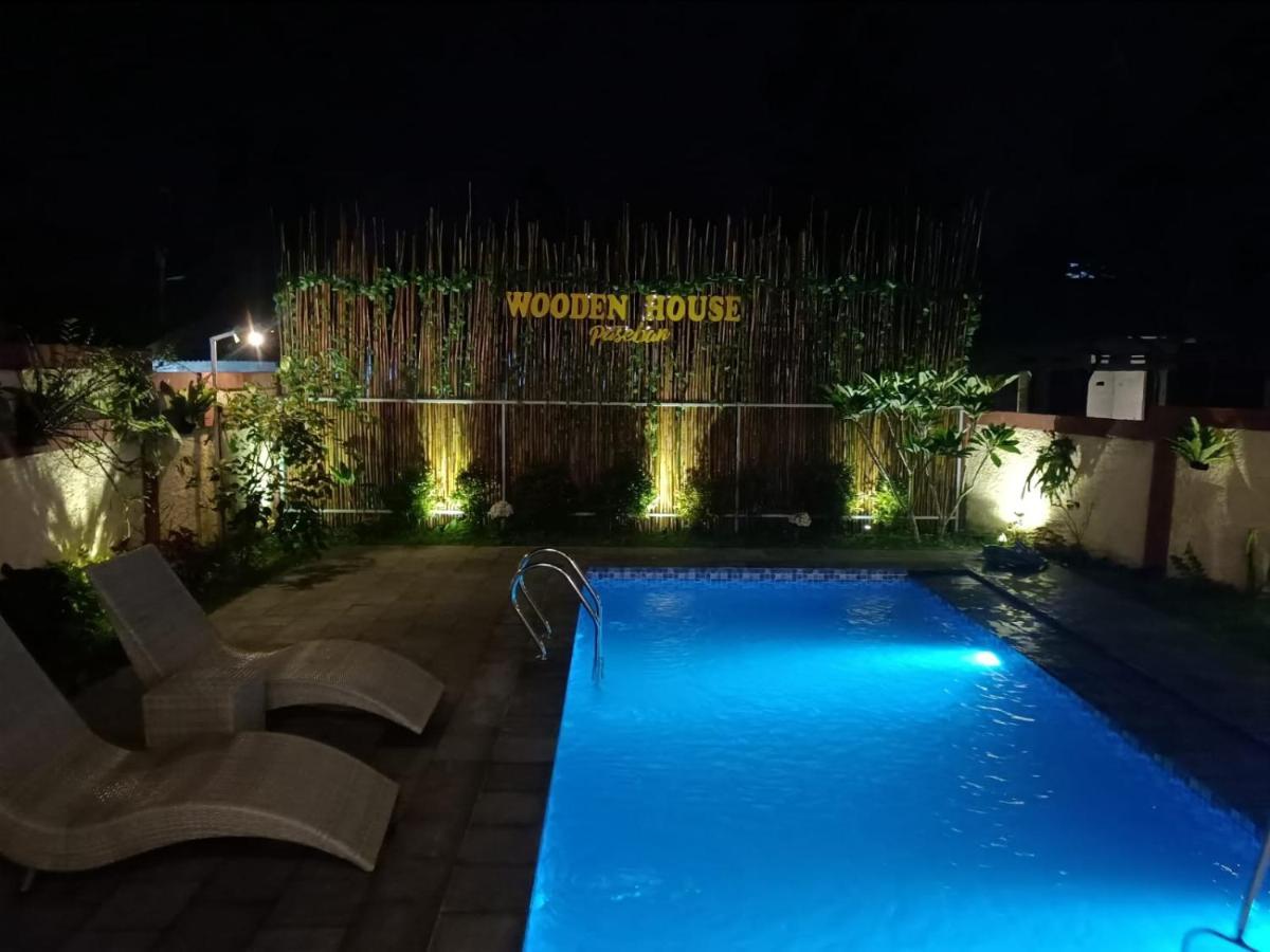 보고르 Wooden House Paseban 빌라 외부 사진