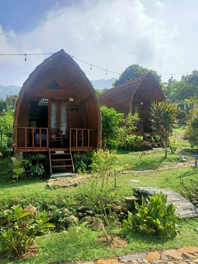 보고르 Wooden House Paseban 빌라 외부 사진